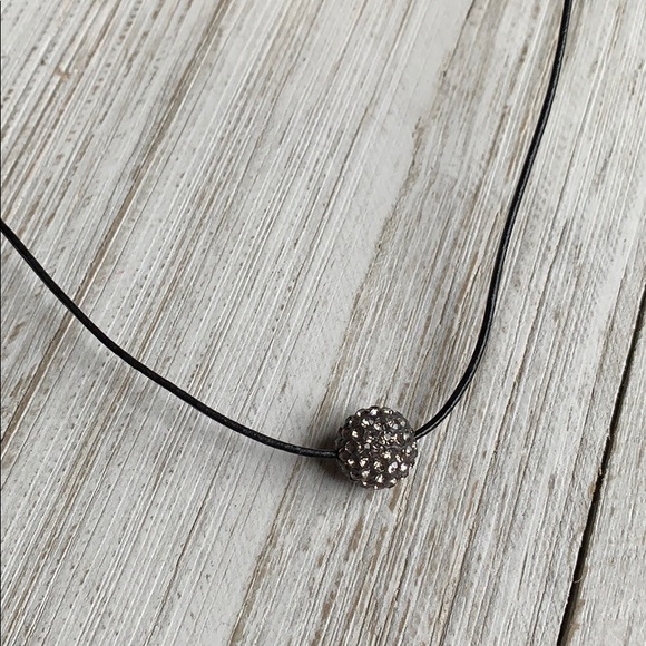Gunmetal Crystal & Leather Cord Necklace NEW - Picture 2 of 4